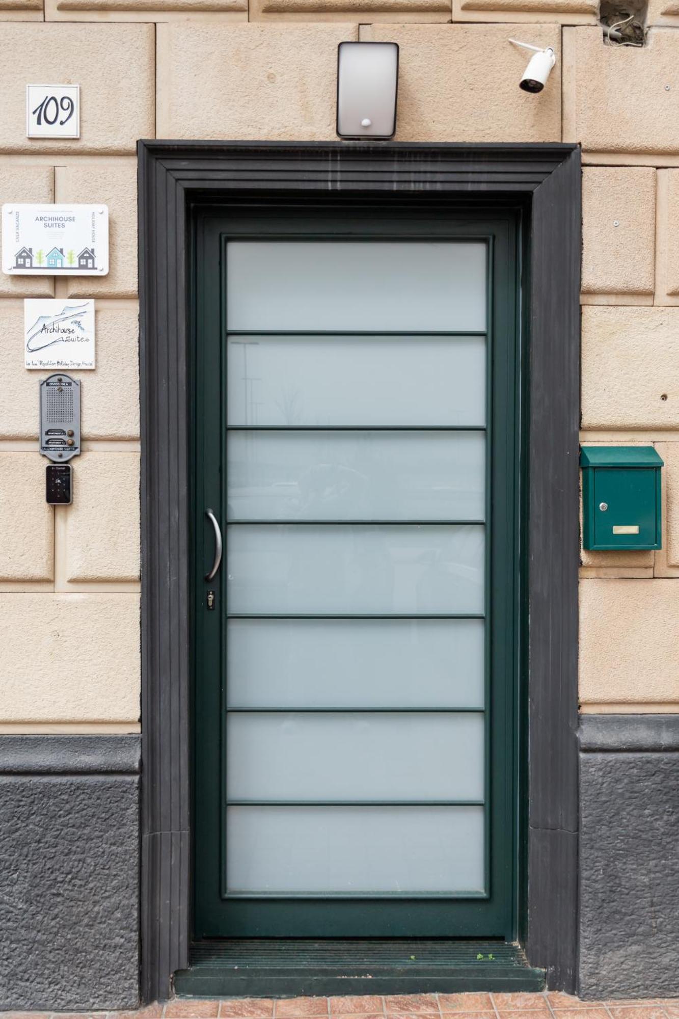 Archihouse Suites Naples Exterior photo